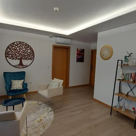 Konukevi Diromane *